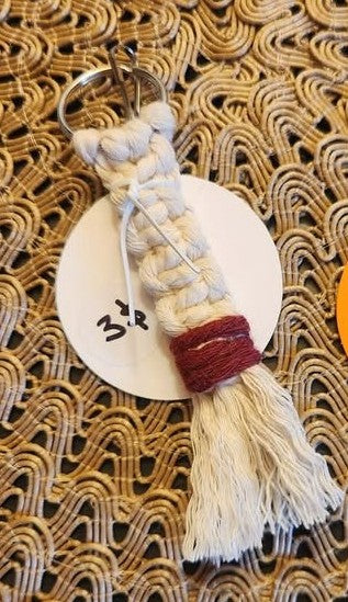Porte-clés macramé plat
