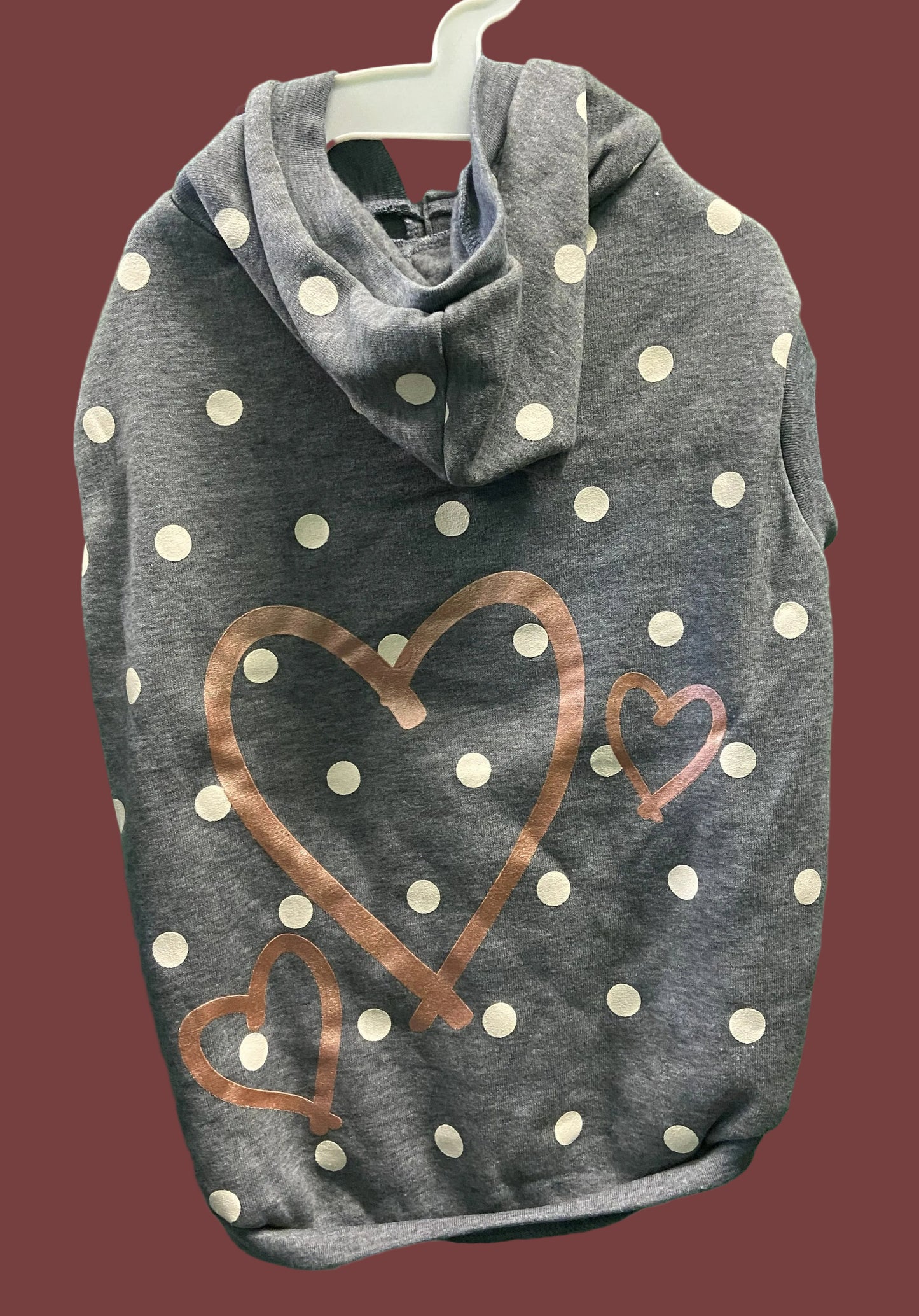 Pull pour chien à cœurs roses