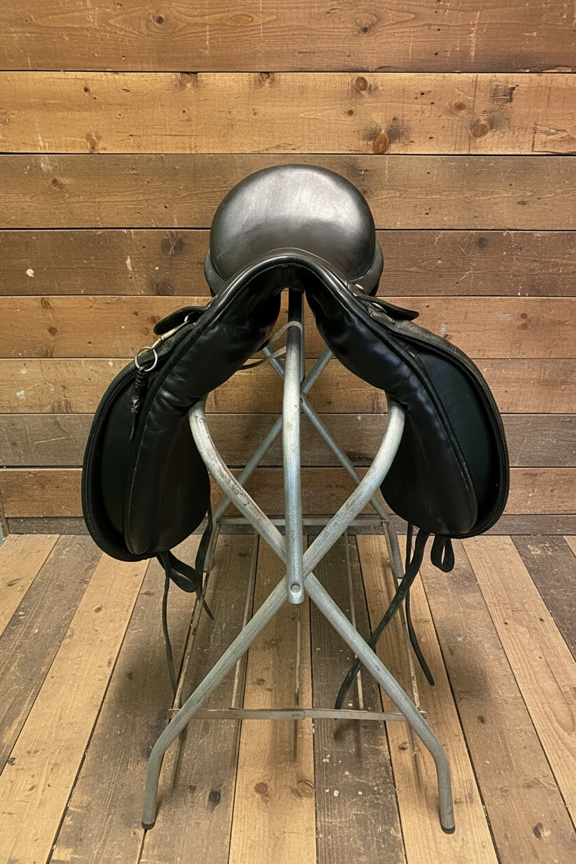 17" Santa Cruz Classic Dressage w/Genesis System