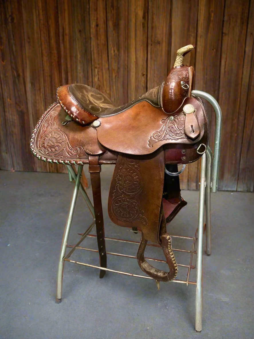 15" Circle Y Equitation