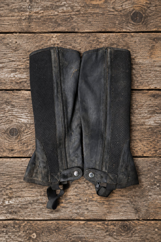 Mondega Half Chaps- Large
