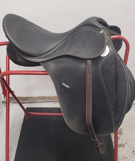17" Wintec Dressage