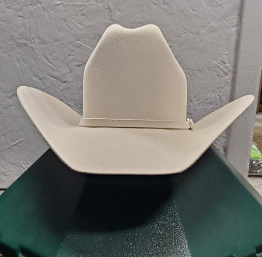 Cream Cowboy Hat w/Hat Can