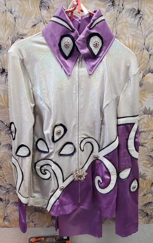 White & Purple Show Outfit