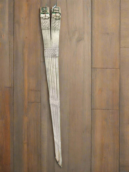52" String Girth
