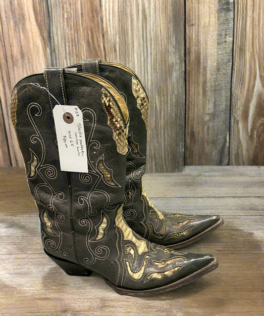 Herencia Snakeskin Cowboy Boots