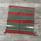 Couverture de selle rouge et verte