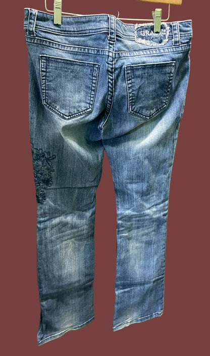 Grace in LA Jeans