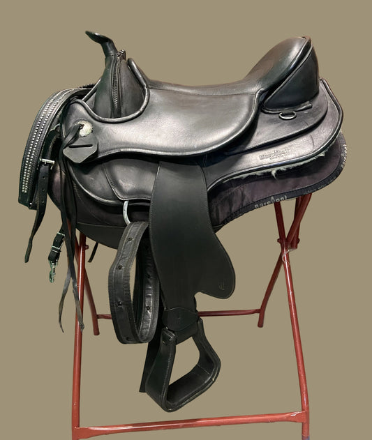 15" Barefoot Arizona Pro Western Saddle