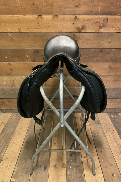 17" Santa Cruz Classic Dressage w/Genesis System