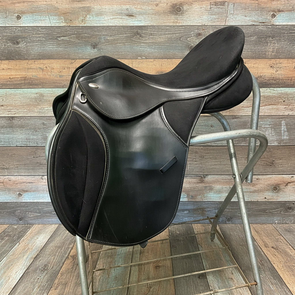 17" Thorowgood T4 English Saddle