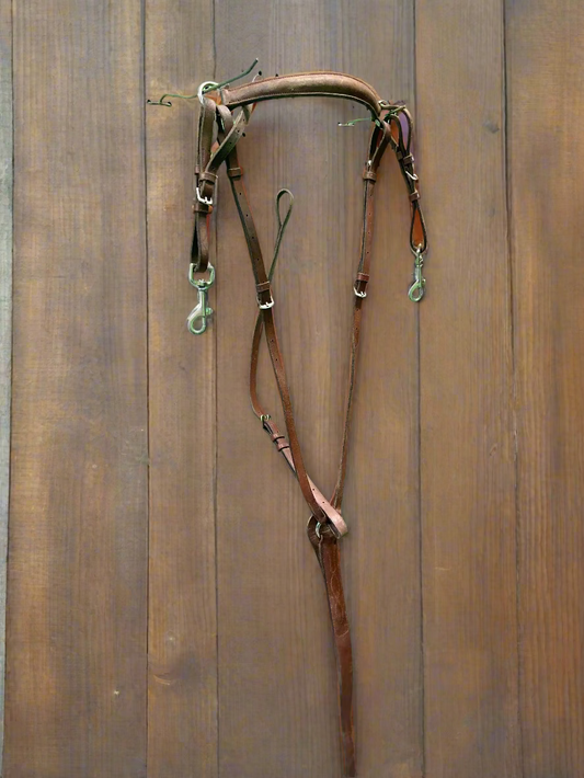 Raised Fancy Stitch Leather Breastplate w/Standing Martingale